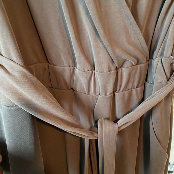 Alba Junpsuit - Picture 4 of 9